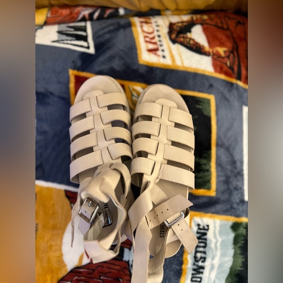 Steve Madden sandals - Picture 3 of 5
